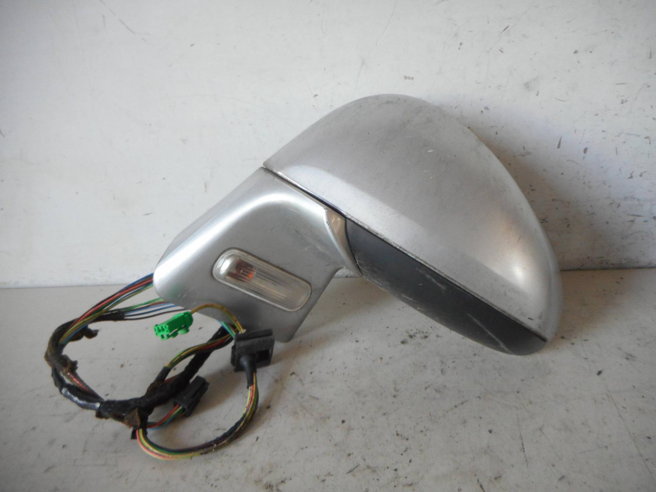 Retrovisore est. regolaz. elettr. sx.